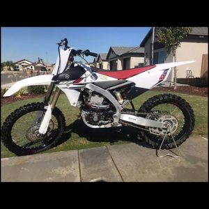 Meet your Posher, Max